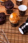 Gümüş Yaldızlı Siyah 12li Kek Kalıbı İyiki Doğdun Yazılı Fırında Dağılmayan 6.5x5 Cm Muffin Cupcake