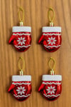 Kırmızı Desenli Eldiven 4 Adet 7 cm Mika Yılbaşı Çam Ağacı Süsü Noel Yeni Yıl Ağaç Dekoratif Parti