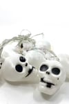 Kurukafa Led Işık Karışık Renkli 12 Kurukafalı 240 Cm Pilli Halloween Cadılar Bayramı Dekor Süsü