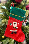 Noel Baba Yılbaşı Çorap 25x35 Cm Kırmızı Yeşil Renkli Yeni Yıl Çam Ağacı Asmalık Asılan Dekor Süs