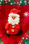 Noel Baba Yılbaşı Peluş Çorap 40x33 Cm Kırmızı Yeşil Ekoseli Yeni Yıl Çam Ağacı Asmalık Asılan Süs