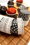 Siyah Puantiyeli 50li Kek Kalıbı Fırında Dağılmayan Puanlı 6.5x4 Cm Sert Karton Muffin Cupcake