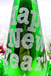 Yeşil Renk Yılbaşı Şapkası Karton Happy New Year Baskılı Simli Parlak Püsküllü Büyük Boy Yıldızlı