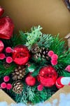 Yılbaşı Kapı Süsü 33 Cm Yeni Yıl Karşılama Dekoru Christmas Çelengi Kapı Çiçeği Dekoratif Fiyonk