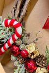 Yılbaşı Kapı Süsü 33x36 Cm Yeni Yıl Karşılama Dekoru Christmas Çelengi Kapı Çiçeği Dekoratif Fiyonk