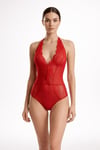 TARA RED Çarpıcı Kırmızı Dantel ve Bağcık Detaylı Çıtçıtlı Body
