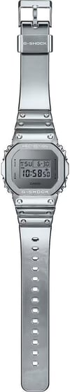 Casio GM-5600YM-8A8DR 