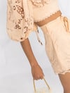Kare Yaka Dantelli Crop Bluz ve Kemerli Şort Takım