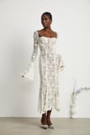 Korse Formlu Uzun Kollu Dantel Beyaz Midi Elbise