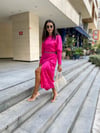 Pembe Saten Yırtmaçlı Elbise