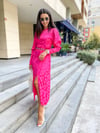 Pembe Saten Yırtmaçlı Elbise