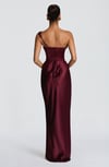 Sırtı Korse Tek Kol Detaylı Drape Detaylı Saten Bordo Elbise