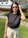 Vatkalı Siyah T-Shirt