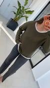 Beyaz Şeritli Örme Mevsimlik Triko Haki
