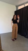 İnce Bordo Kemerli Pantolon Camel
