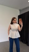 Livia Sıfır Kol Altı Fırfırlı Bluz Ekru