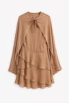 Pelerinli Elbise Camel