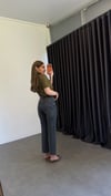 Tonade Orta Tintli Dikiş Kemerli Jean Koyu Mavi