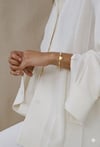 KALP DETAYLI TAŞLI GOLD BİLEKLİK
