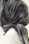 Batik Desen Soft Kraş Serisi Eşarp Füme