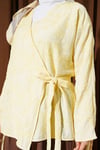 Çiçek İşlemeli Bağlamalı Kimono Sarı