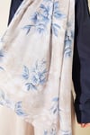 Çiçek Motif Detaylı Şal Taş