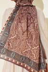 Motif Desenli Soft Şal Kestane