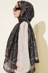 Motif Desenli Soft Şal Siyah Haki
