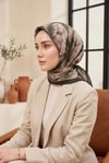 Natural Çiçek Desen Eşarp Serisi Kahve