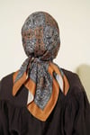 Otantik Motifli Eşarp Camel