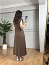 CDBR3859Alya Kahve Keten Gold Detay Elbise