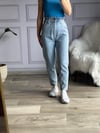 Bel Detaylı Mom Jean