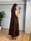 CDBR3879Chelsa Kahve Siyah Kolsuz Maxi Boy Elbise