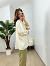 CDBR3733Ekru Dokulu Tensel Kumaş Oversize Gömlek