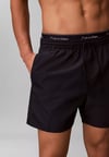 Calvin Klein Calvin Klein Erkek Normal Kesim Hızlı Kuruyan Kumaşlı Lacivert Deniz Şortu LV00N61023-0PP