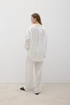 G28-4877-EKRU-LLEVUREÜst GiyimKadın Önü Düğmeli Oversize Saten Gömlek EKRU