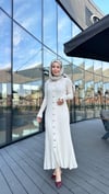 ÖNDEN DÜĞMELİ ELBİSE