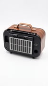 Çadır Dünyası Everton RT-711 Nostaljik Güneş Enerjili Kamp Radyosu - Solar Panelli, Bluetoothlu, USB/TF Kart Çalarlı RGB Işıklı Saatli Hoparlör