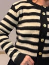 Oversize Fit Bisiklet Yaka Düğmeli Crop Triko Siyah