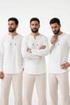 Oversize Erkek Müslin Gömlek – İpli Yakasız %100 Pamuk-BeyazOversize Erkek Gömlek – İpli Yakasız %100 Pamuk GOMLEKİP-01OVERSİZE GÖMLEK İPLİSUFFA