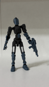 Titan 13 Aksiyon Figürü Robot Oyuncak 18cm ve Aksesuar Paketi Seti Siyah