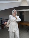 Youngi Jakar Modal Takım-Ekru