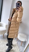 CAMEL MİDİ BOY ŞİŞME MONT