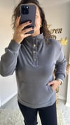 DİK YAKA MODAL SWEAT