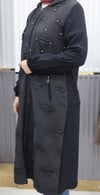 ÖNÜ BÜZGÜLÜ TAŞLI KAP