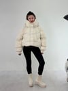 Bej Cırt Detay Astronot Kapşonlu Şişme Mont KABAN & MONT & CEKET - Taksim Butik