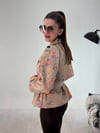 Çiçek Desenli Kısa Trenç TRENÇKOT - Taksim Butik