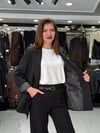 Çizgili Astarlı Siyah Blazer
