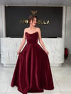 Pekin Straplez Bordo Abiye