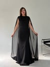 Siyah Bel Volanlı Uzun Pelerin Elbise ELBİSE - Taksim Butik